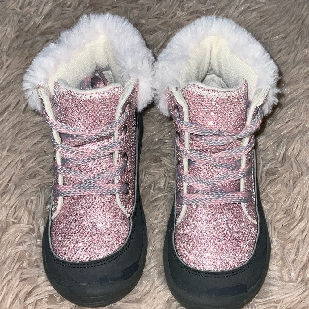 OshKosh B'gosh Glittery Pink and Black Boots - Picture 1 of 5